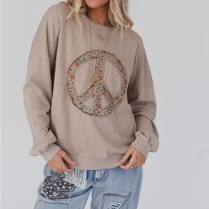 Three Bird Nest Jenny Floral Peace Sign Pullover Top